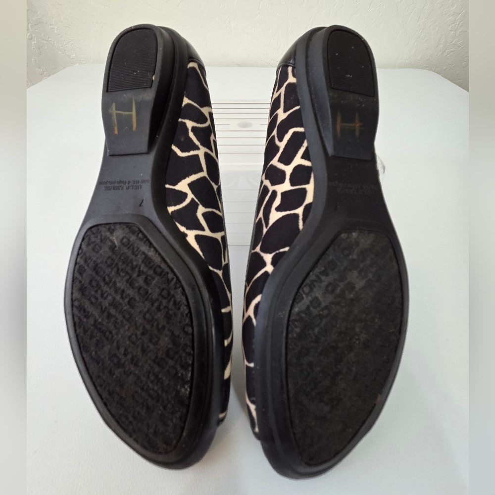 Bandalino Giraffe Print Peep-Toe Flats - Picture 10 of 11